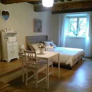 Sofia , Lucca Italia